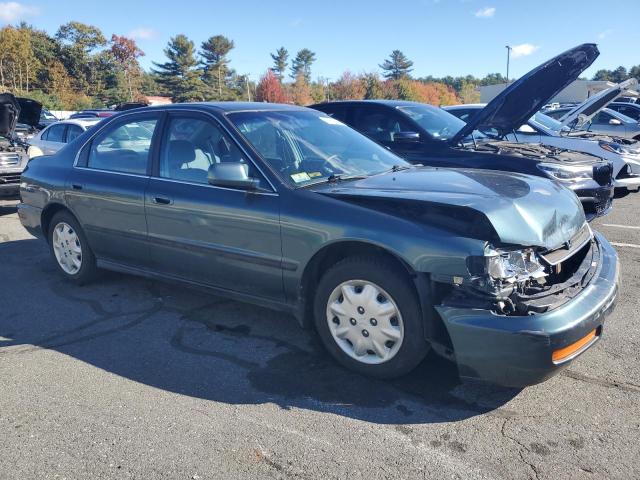 Photo 3 VIN: 1HGCD553XVA135913 - HONDA ACCORD LX 