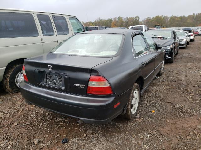 Photo 3 VIN: 1HGCD5543SA083495 - HONDA ACCORD 