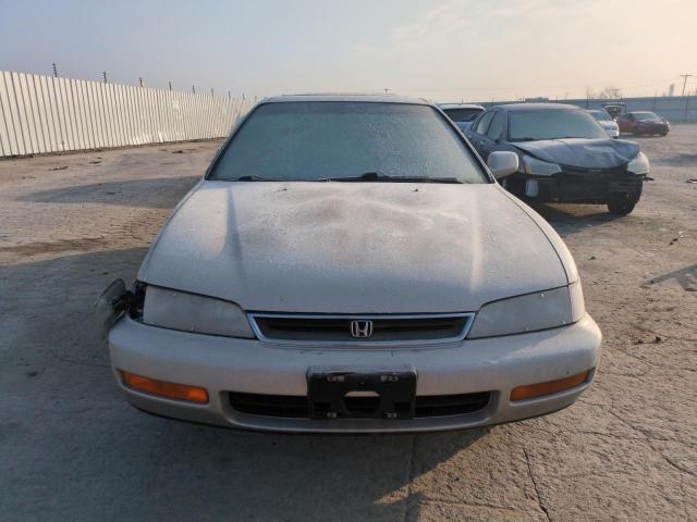 Photo 4 VIN: 1HGCD555XTA167694 - HONDA ACCORD EX 