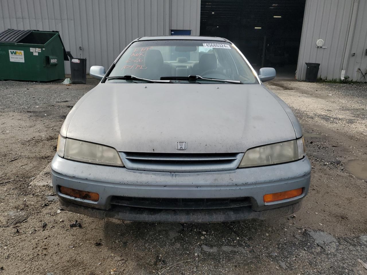 Photo 4 VIN: 1HGCD5567RA104795 - HONDA ACCORD 