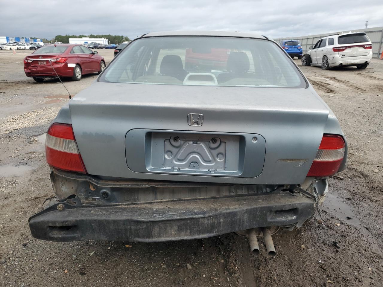 Photo 5 VIN: 1HGCD5567RA104795 - HONDA ACCORD 