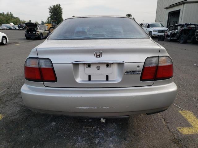 Photo 5 VIN: 1HGCD5600VA267650 - HONDA ACCORD SE 