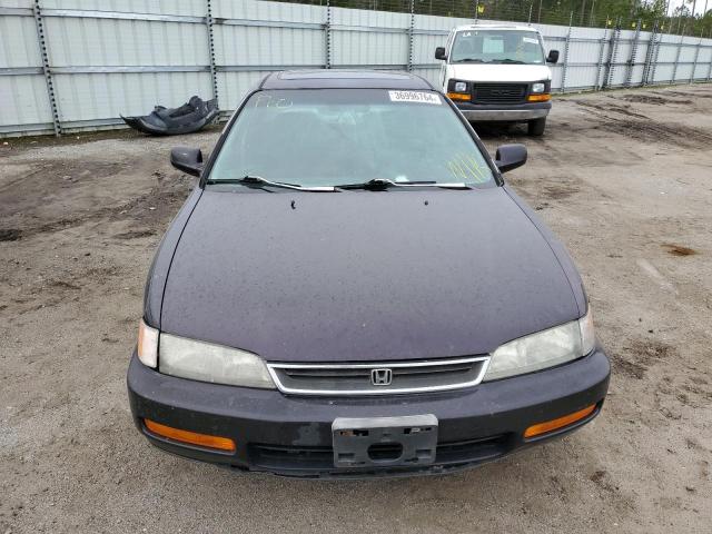 Photo 4 VIN: 1HGCD5602VA207952 - HONDA ACCORD 