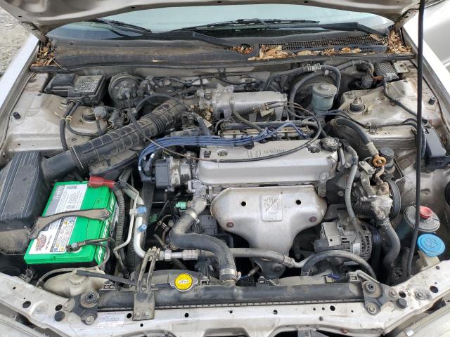 Photo 10 VIN: 1HGCD5602VA267908 - HONDA ACCORD 