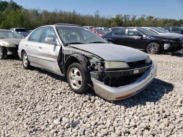 Photo 3 VIN: 1HGCD5604VA202512 - HONDA ACCORD SE 