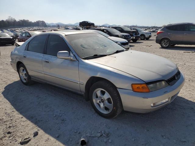 Photo 3 VIN: 1HGCD5605VA051549 - HONDA ACCORD 