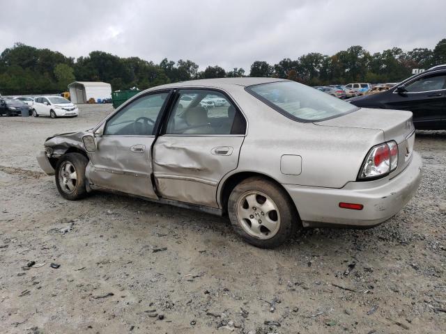 Photo 1 VIN: 1HGCD5605VA104654 - HONDA ACCORD 