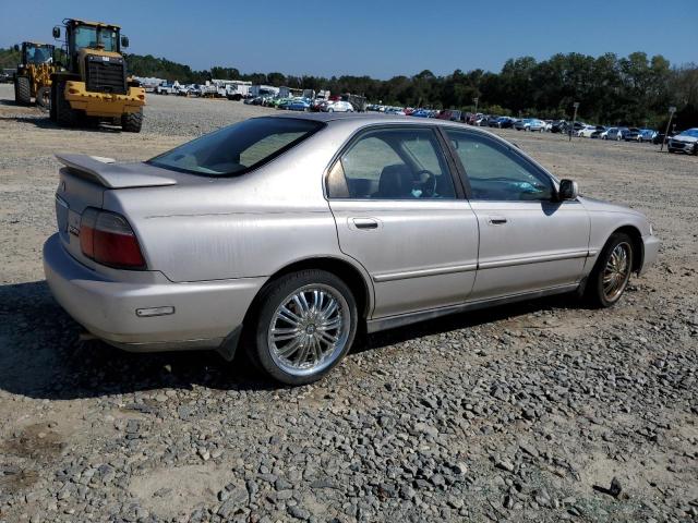 Photo 2 VIN: 1HGCD5606VA241909 - HONDA ACCORD SE 