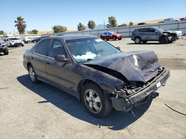 Photo 3 VIN: 1HGCD5607VA145559 - HONDA ACCORD 