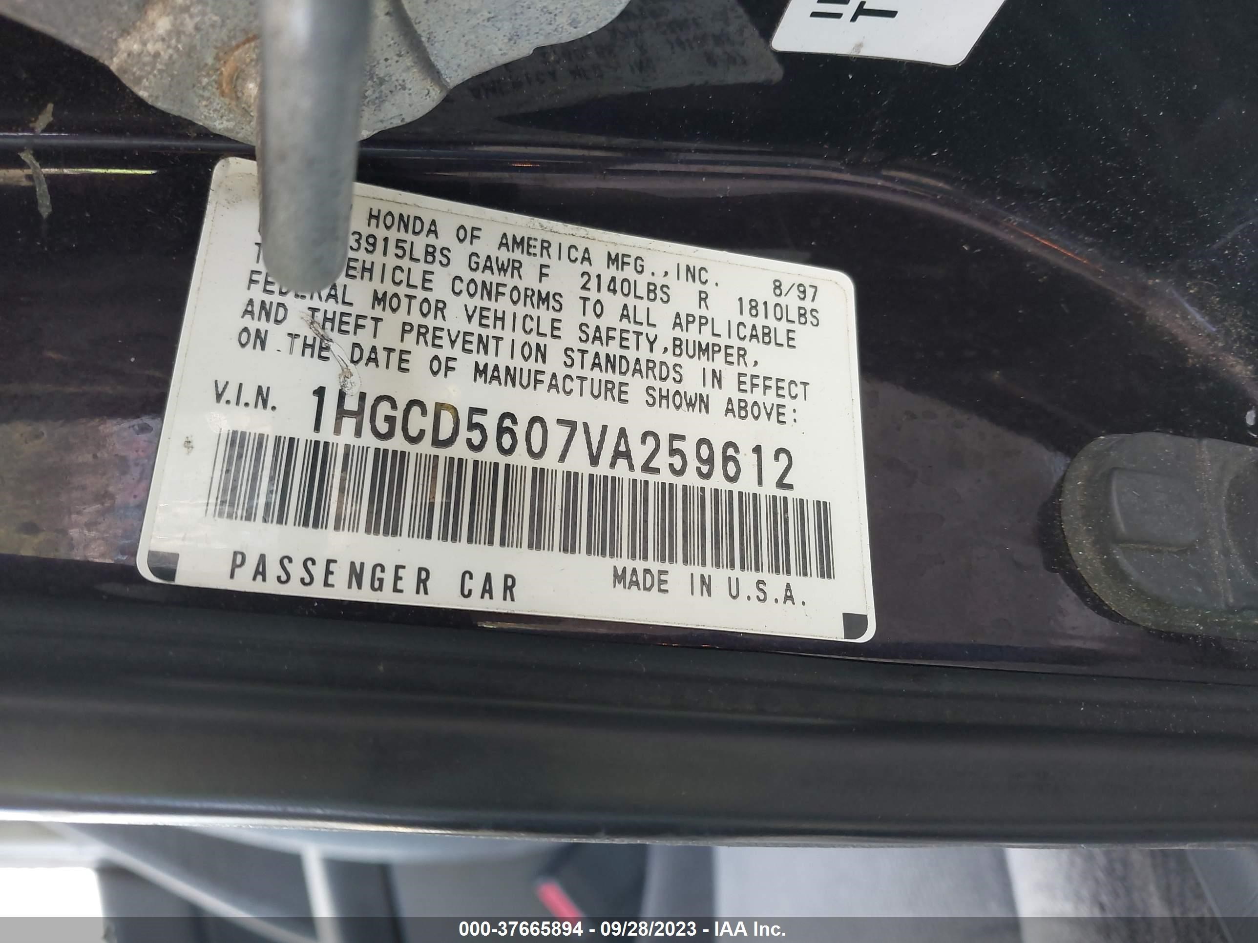 Photo 8 VIN: 1HGCD5607VA259612 - HONDA ACCORD 