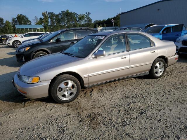 Photo 0 VIN: 1HGCD5608VA153766 - HONDA ACCORD SE 