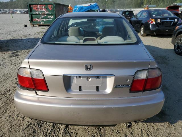 Photo 5 VIN: 1HGCD5608VA153766 - HONDA ACCORD SE 