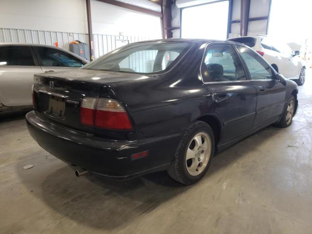 Photo 3 VIN: 1HGCD5609VA267775 - HONDA ACCORD SE 