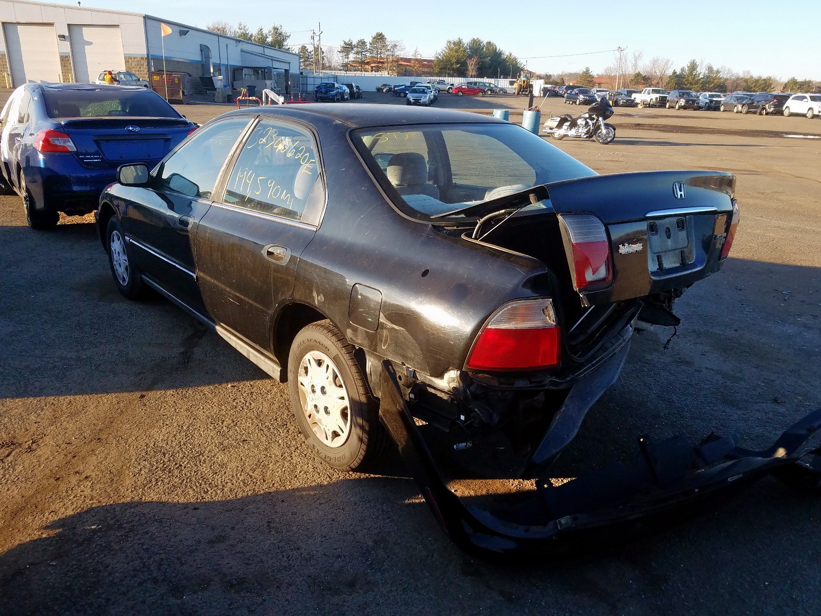 Photo 2 VIN: 1HGCD5620TA186467 - HONDA ACCORD DX 