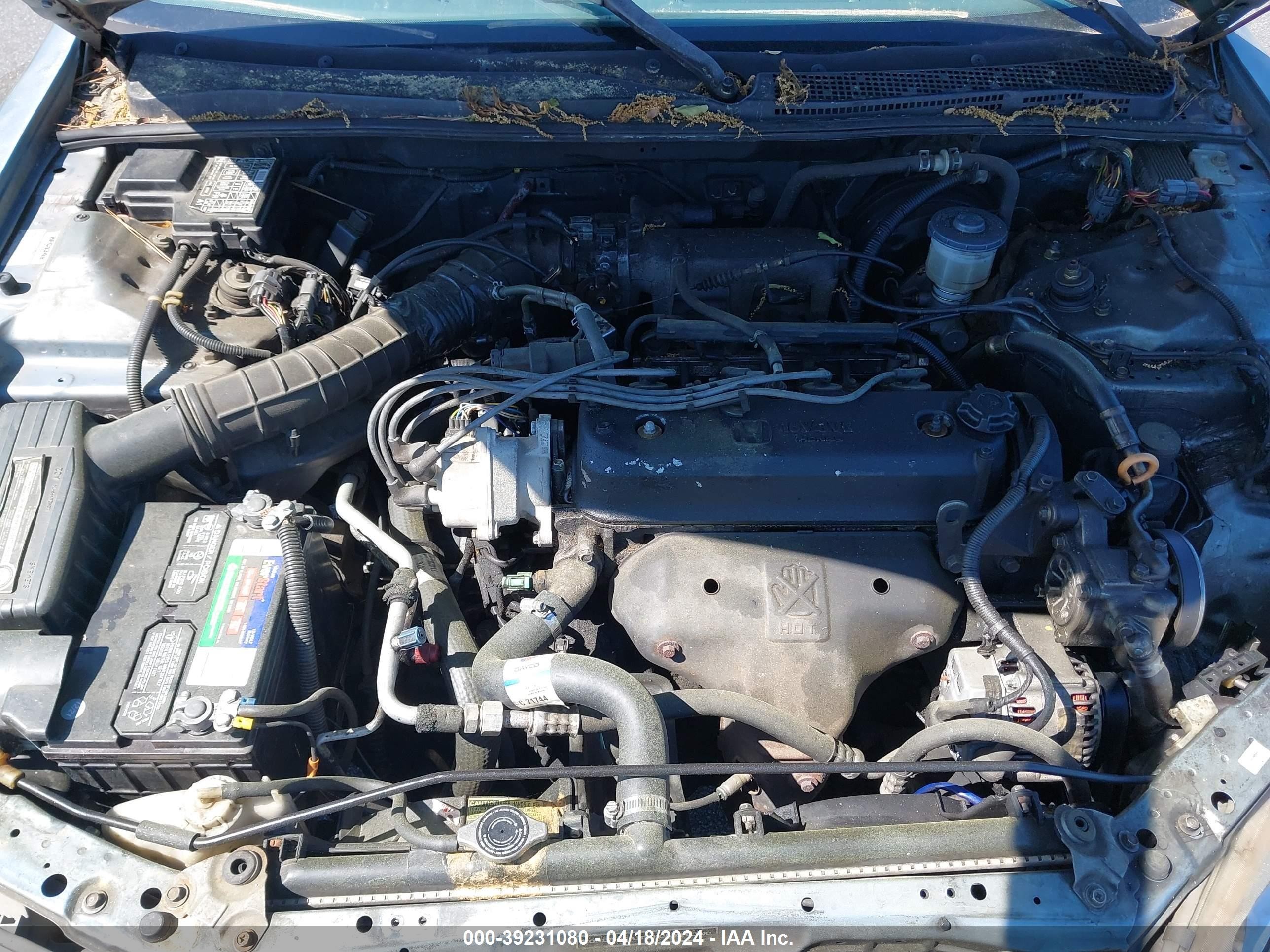 Photo 9 VIN: 1HGCD562XRA176070 - HONDA ACCORD 