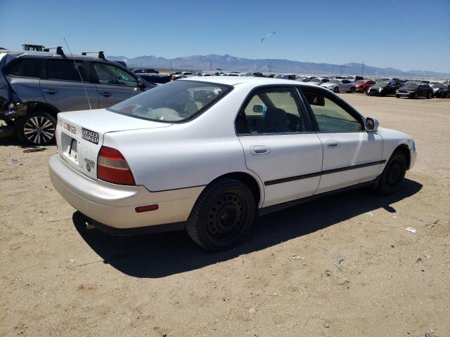 Photo 2 VIN: 1HGCD5630SA063954 - HONDA ACCORD 