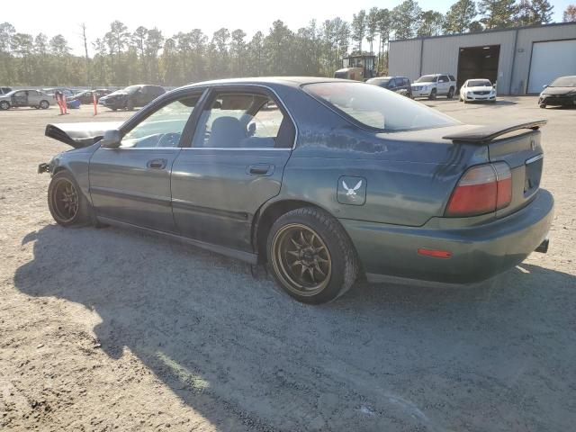 Photo 1 VIN: 1HGCD5630TA067939 - HONDA ACCORD LX 