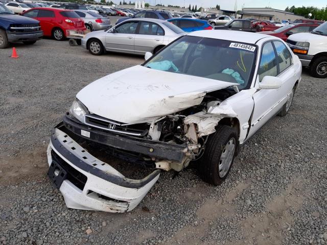 Photo 1 VIN: 1HGCD5630VA079124 - HONDA ACCORD LX 