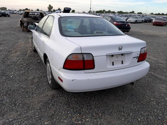 Photo 2 VIN: 1HGCD5630VA079124 - HONDA ACCORD LX 