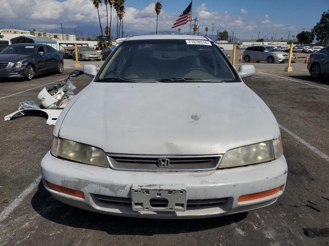 Photo 4 VIN: 1HGCD5630VA170541 - HONDA ACCORD LX 