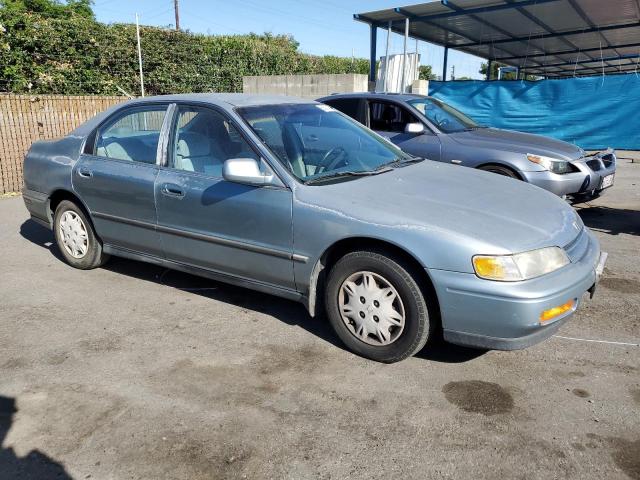 Photo 3 VIN: 1HGCD5631SA087180 - HONDA ACCORD 