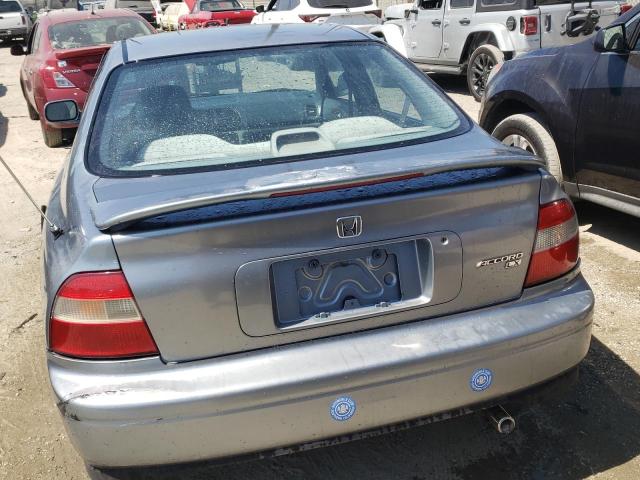 Photo 5 VIN: 1HGCD5631SA125460 - HONDA ACCORD 