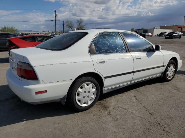 Photo 2 VIN: 1HGCD5631TA202135 - HONDA ACCORD LX 