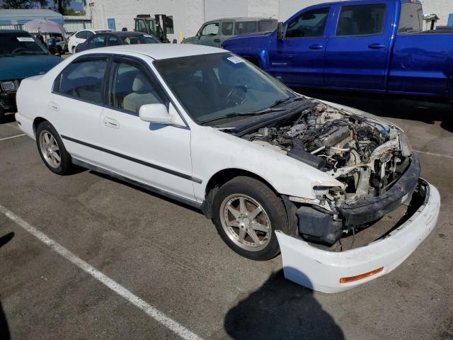 Photo 3 VIN: 1HGCD5631VA187865 - HONDA ACCORD LX 