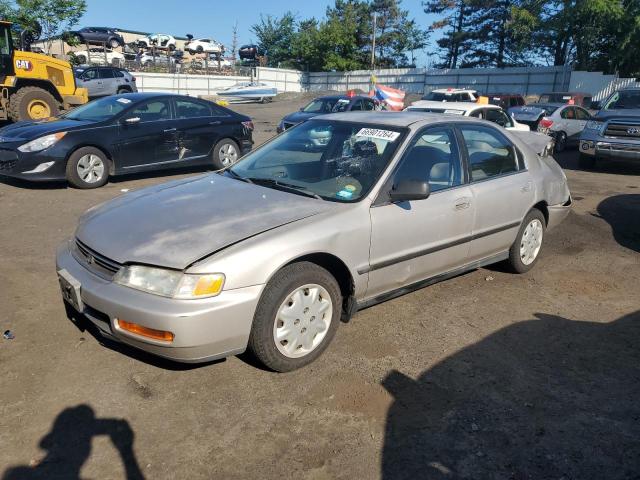 Photo 0 VIN: 1HGCD5631VA265819 - HONDA ACCORD LX 