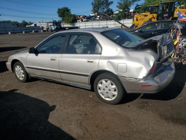 Photo 1 VIN: 1HGCD5631VA265819 - HONDA ACCORD LX 