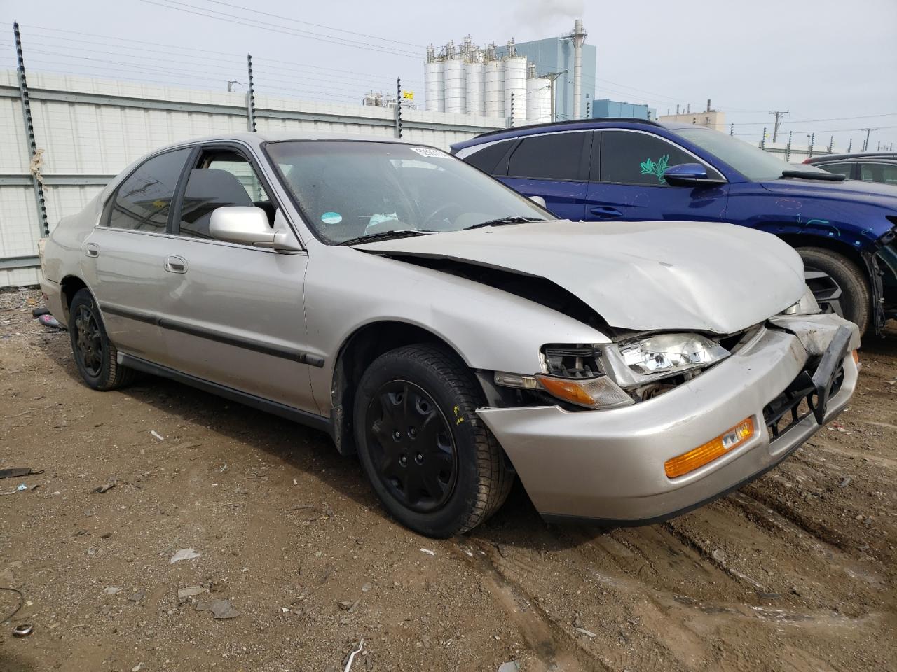 Photo 3 VIN: 1HGCD5632TA030701 - HONDA ACCORD 