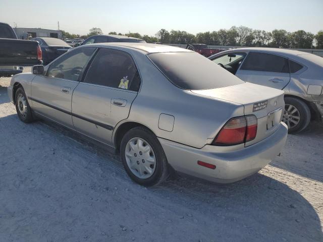 Photo 1 VIN: 1HGCD5632TA140924 - HONDA ACCORD LX 