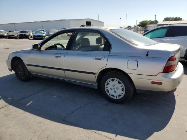 Photo 1 VIN: 1HGCD5633SA090453 - HONDA ACCORD LX 