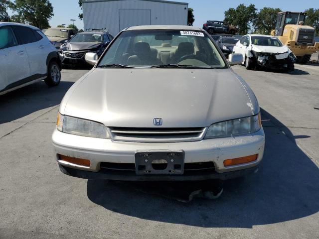 Photo 4 VIN: 1HGCD5633SA090453 - HONDA ACCORD LX 