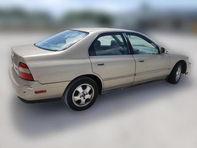 Photo 2 VIN: 1HGCD5633SA156970 - HONDA ACCORD 