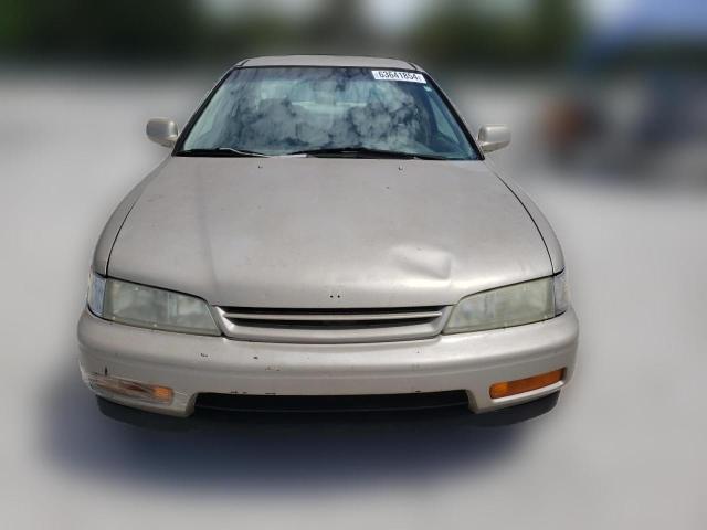 Photo 4 VIN: 1HGCD5633SA156970 - HONDA ACCORD 