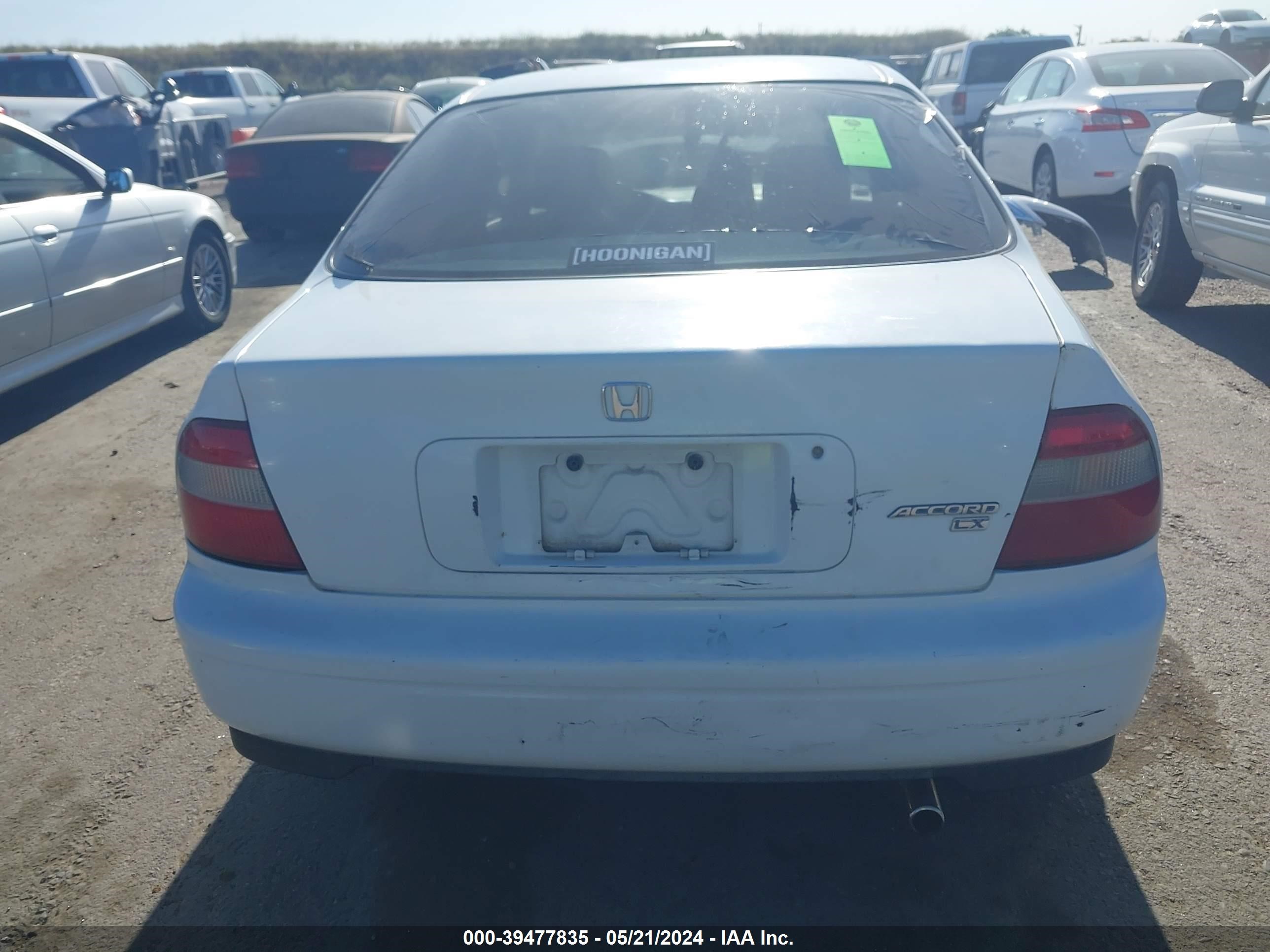 Photo 15 VIN: 1HGCD5633SA157424 - HONDA ACCORD 