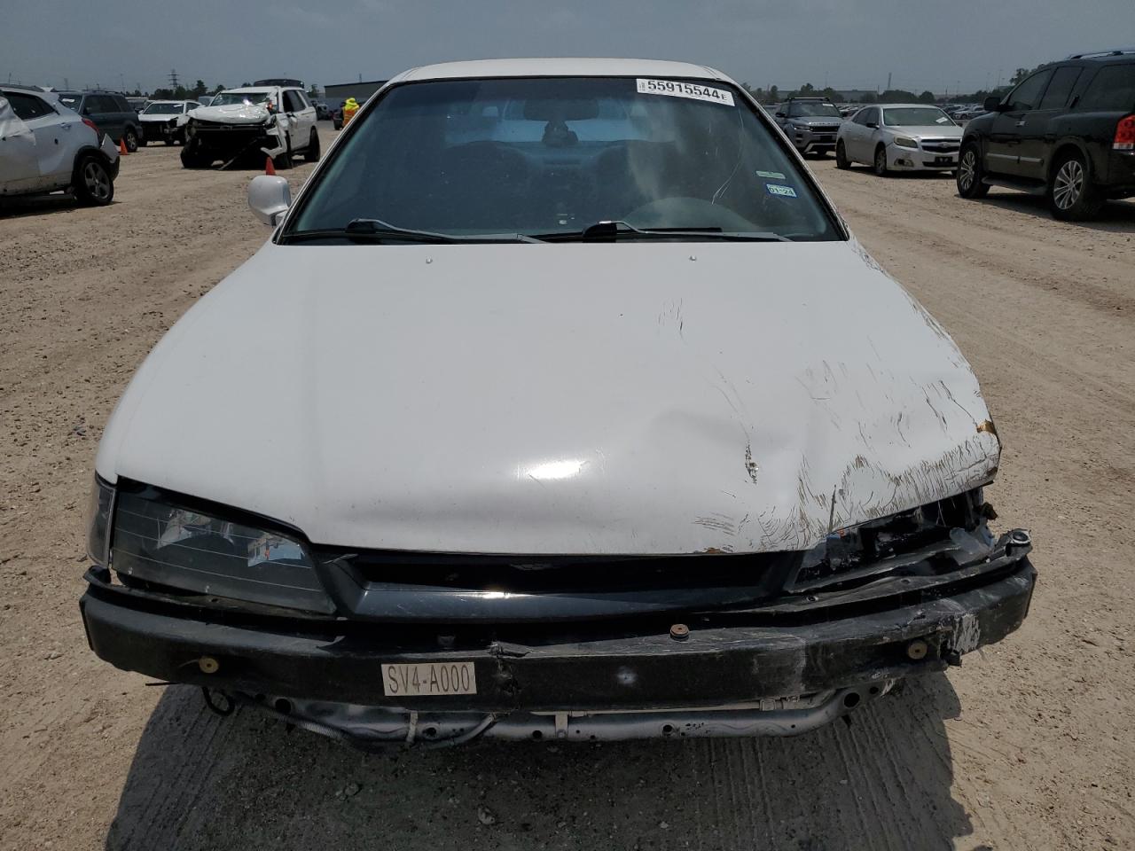 Photo 4 VIN: 1HGCD5633SA166074 - HONDA ACCORD 