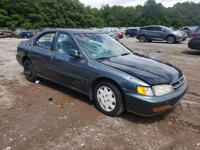 Photo 3 VIN: 1HGCD5633TA227232 - HONDA ACCORD LX 