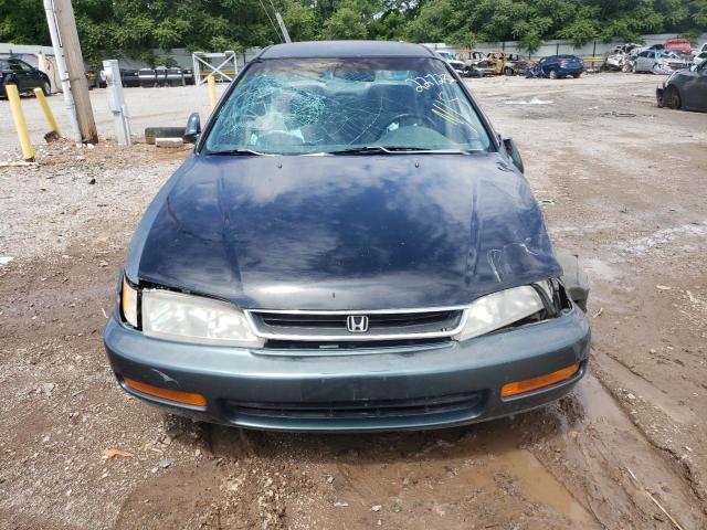 Photo 4 VIN: 1HGCD5633TA227232 - HONDA ACCORD LX 