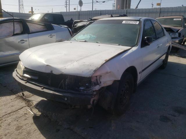 Photo 1 VIN: 1HGCD5633TA244158 - HONDA ACCORD 