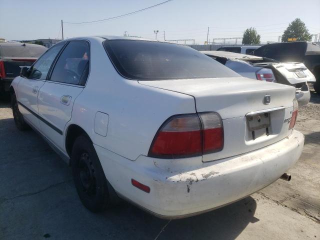 Photo 2 VIN: 1HGCD5633TA244158 - HONDA ACCORD 