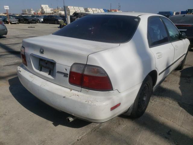 Photo 3 VIN: 1HGCD5633TA244158 - HONDA ACCORD 