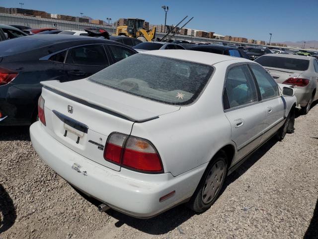 Photo 2 VIN: 1HGCD5633TA260960 - HONDA ACCORD 