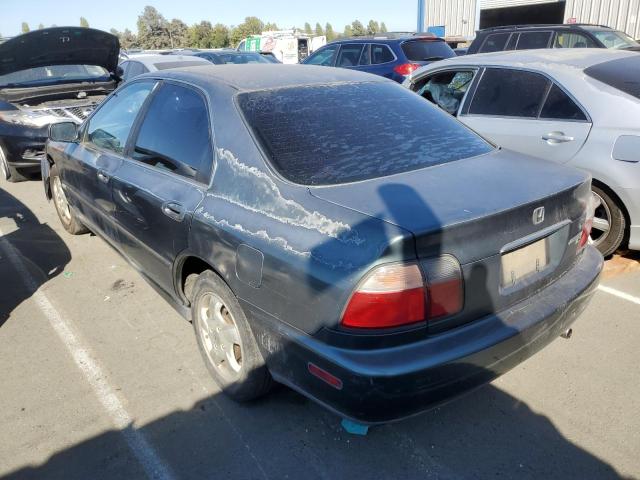 Photo 1 VIN: 1HGCD5633TA288063 - HONDA ACCORD LX 