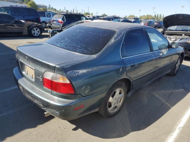 Photo 2 VIN: 1HGCD5633TA288063 - HONDA ACCORD LX 