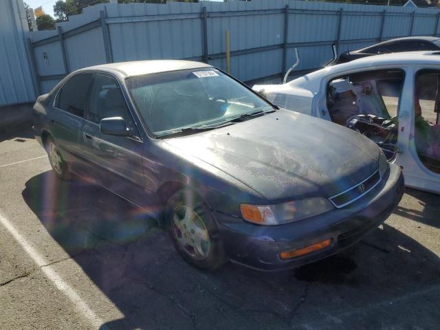 Photo 3 VIN: 1HGCD5633TA288063 - HONDA ACCORD LX 