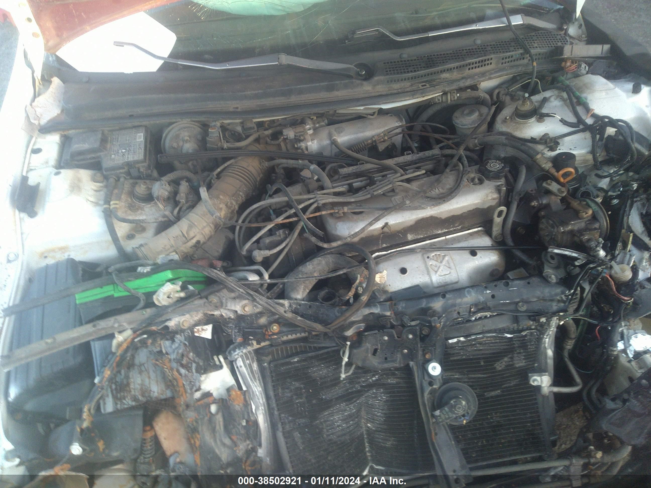 Photo 9 VIN: 1HGCD5633VA241165 - HONDA ACCORD 