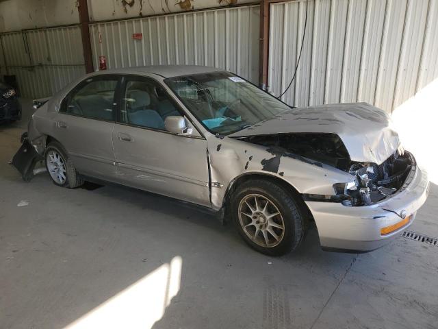 Photo 3 VIN: 1HGCD5634TA161905 - HONDA ACCORD LX 