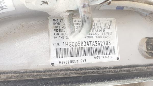 Photo 1 VIN: 1HGCD5634TA262796 - HONDA ACCORD 